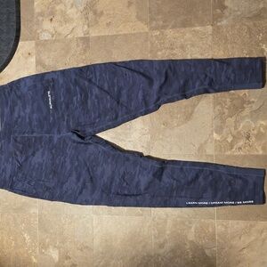 Alphalete Premium Jogger - Mens Large - Navy Camo